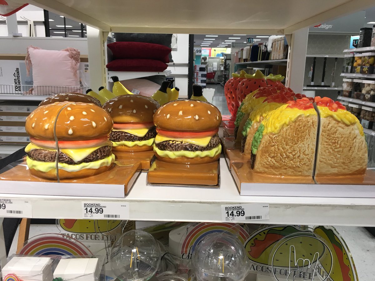 Bookends shaped like cheeseburgers and tacos